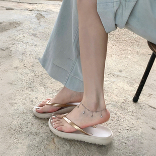 人字拖女夏季外穿防滑防臭暴走不累脚海边沙滩小凉拖室内软底拖鞋