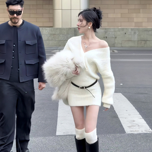 白色v领一字肩毛衣连衣裙女秋季内搭修身性感长袖针织短款包臀裙