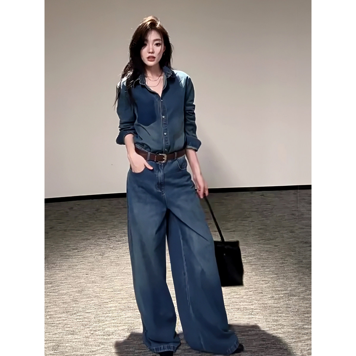 又a又飒高级感超好看洋气时髦蓝色牛仔衬衫裤子套装女2025初春季