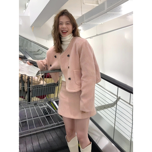小香风套装女秋冬小个子新款港风复古洋气毛呢短外套包臂裙两件套