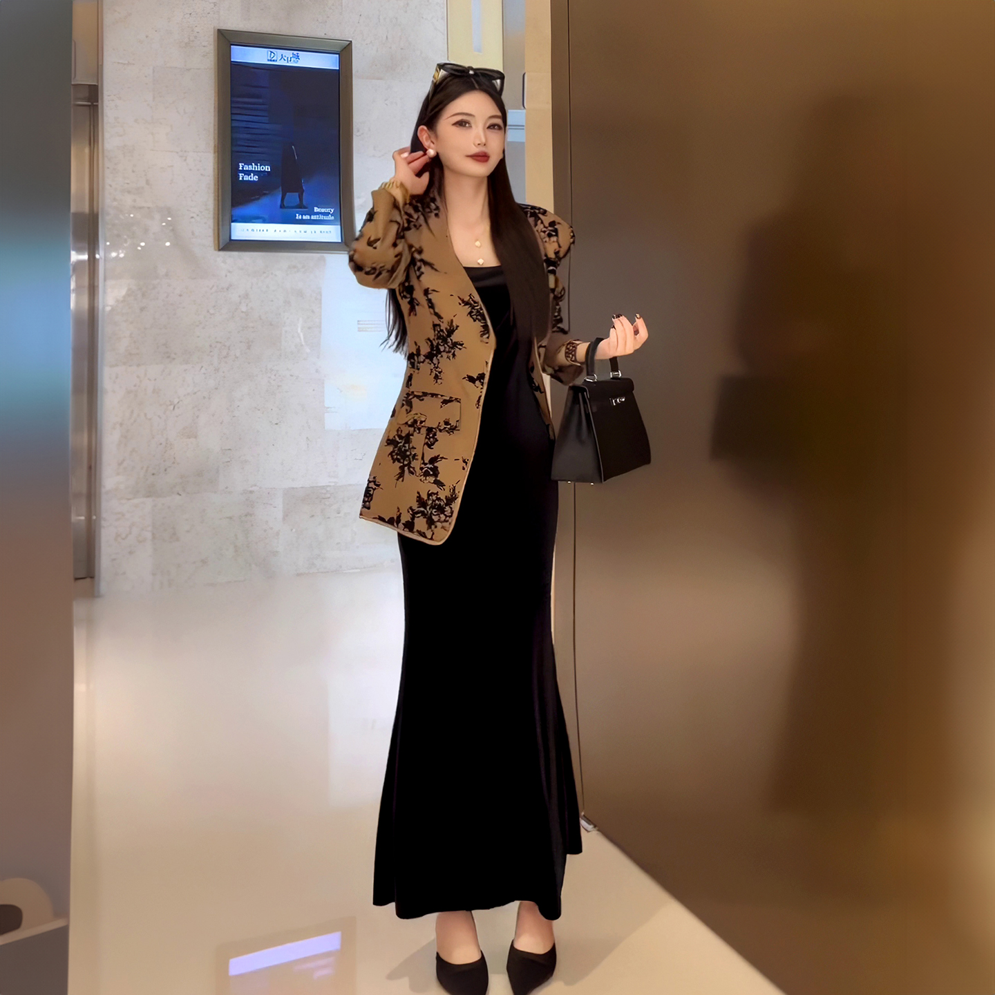 气质国风水墨印花V领西装外套女