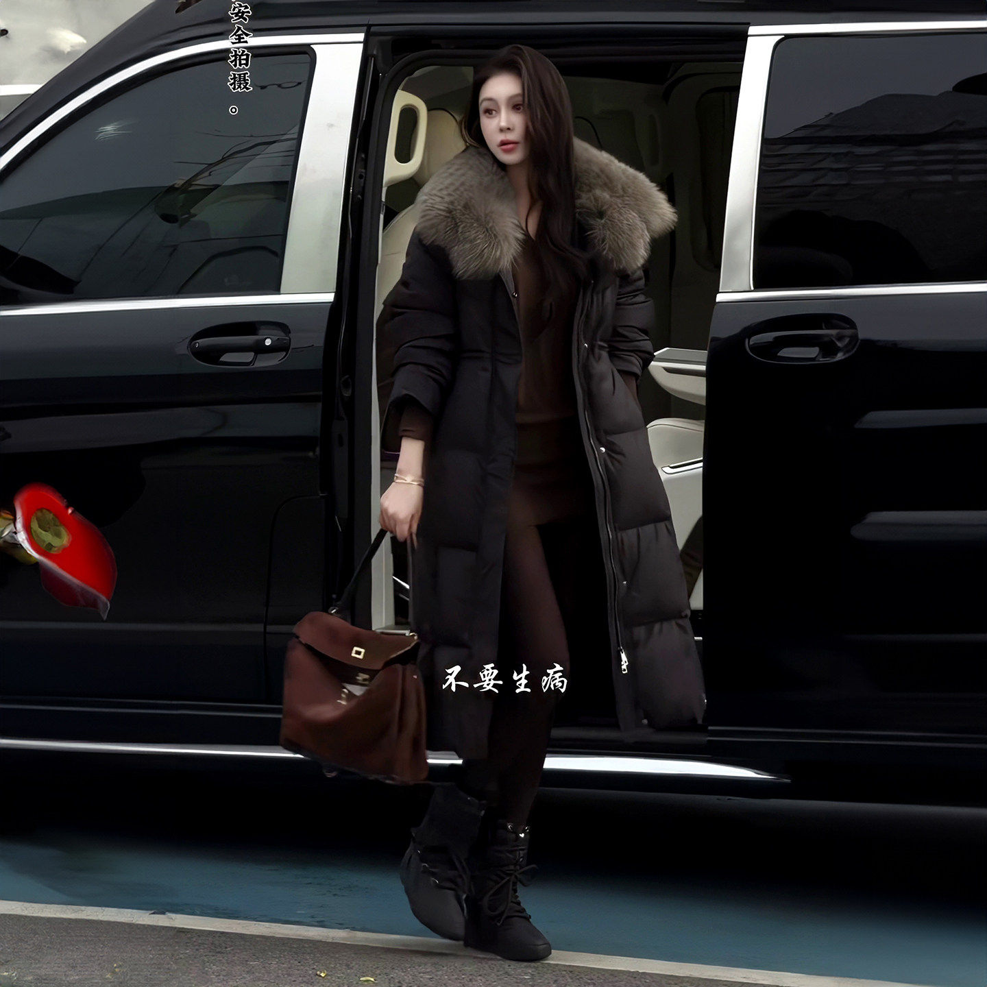 长款过膝大毛领保暖羽绒服女2025冬季新款通勤风巨好看白鸭绒外套,女装/女士精品,羽绒服,淘宝优惠券,粉丝福利购,淘宝优惠卷