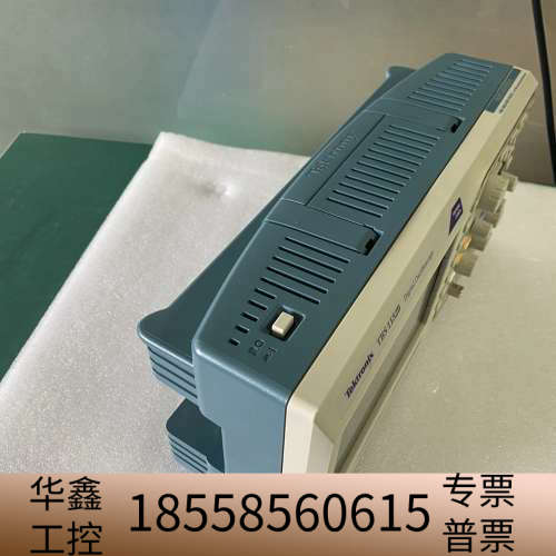 TBS1152B tektronix示波器 带两条