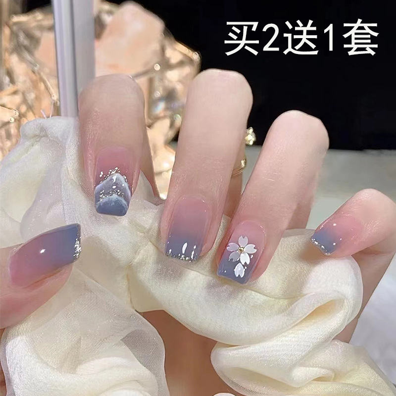 渐变云山美甲新款2023年假指甲穿戴甲高级感短款贴片秋冬小众网红