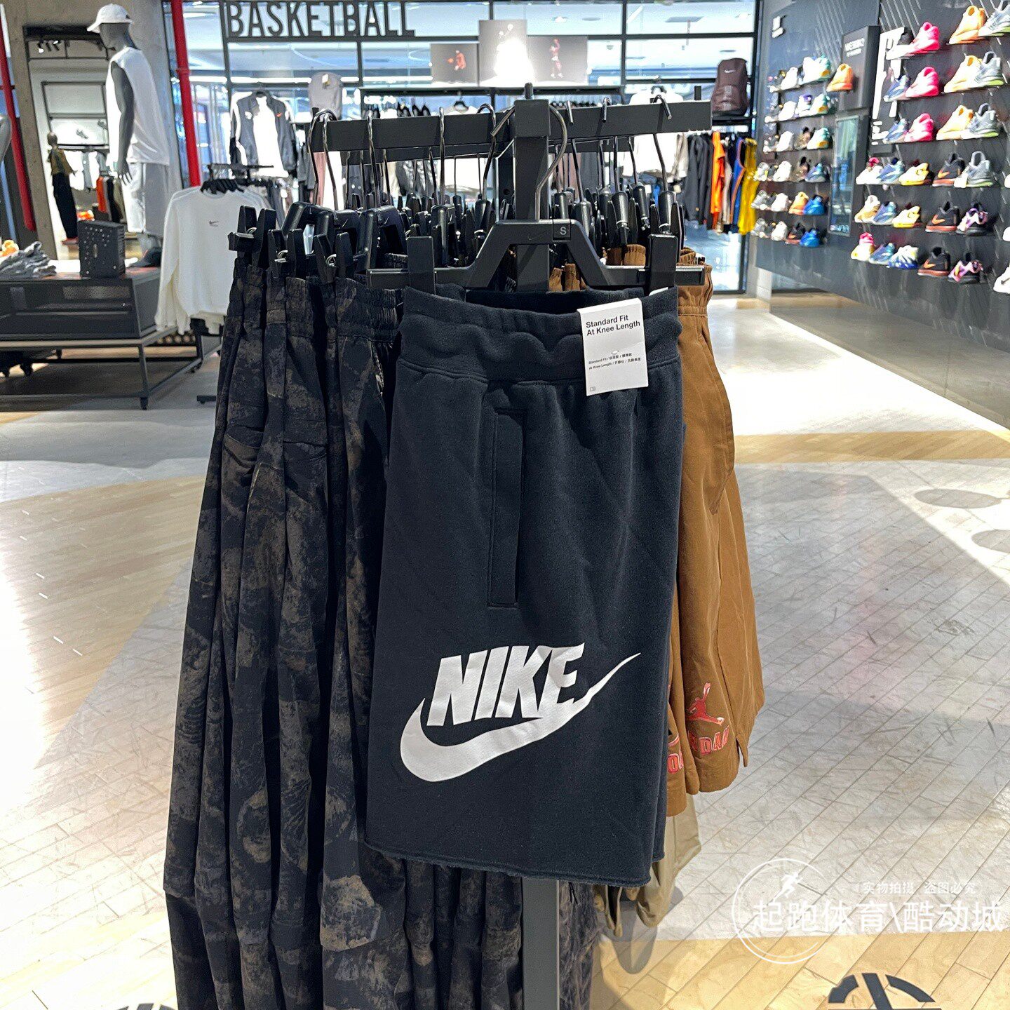 Nike耐克男子短裤2025夏新款经典大勾针织毛圈布休闲运动裤FQ4951