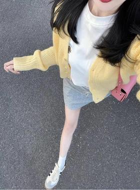 奶黄色针织开衫外套女春秋2025新款设计感小众温柔风软糯毛衣上衣