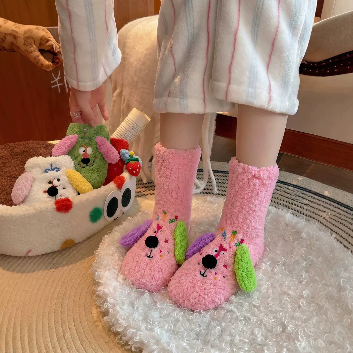 可爱小狗地板袜秋冬季加厚加绒保暖2026女新款舒适睡眠好看暖脚袜