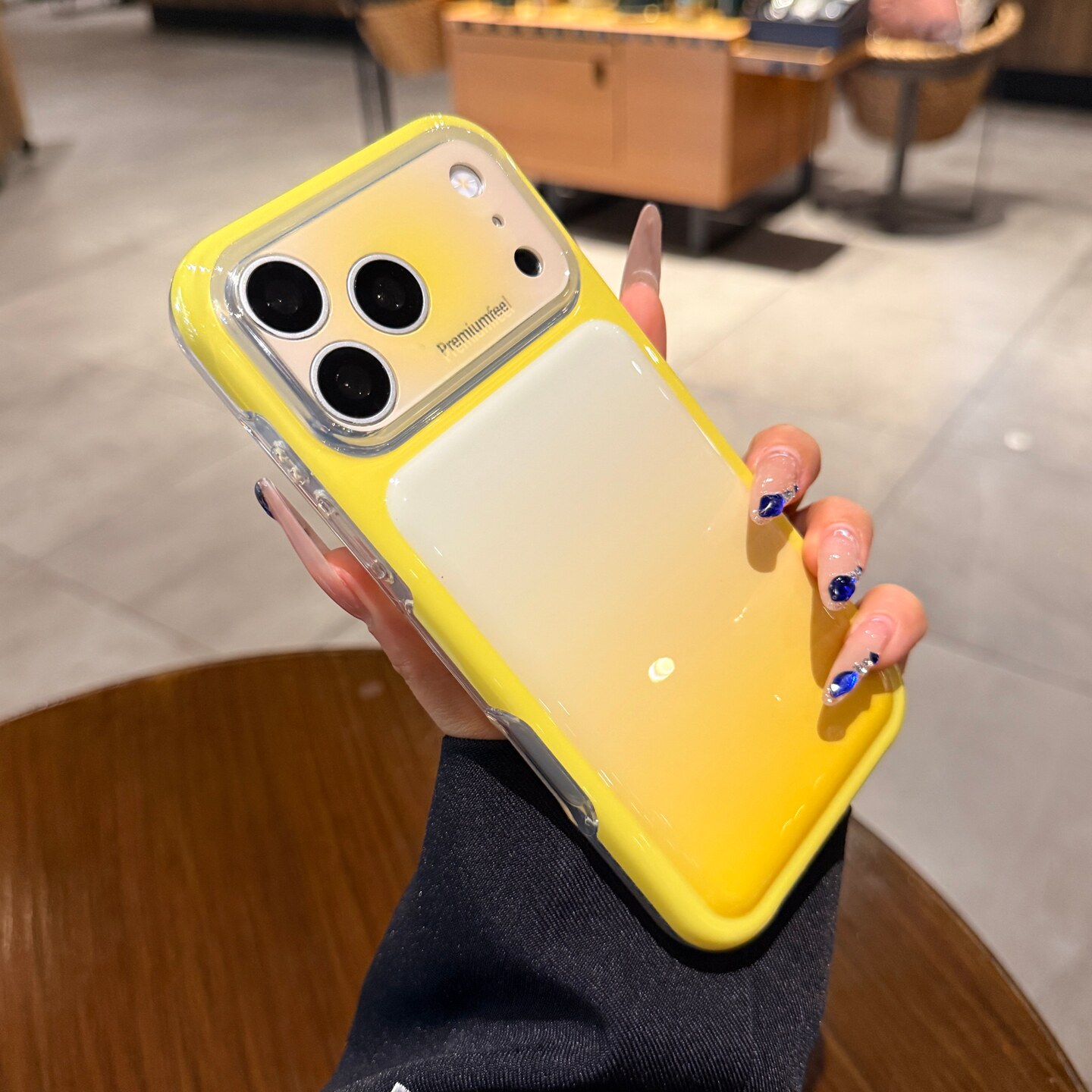 ins柠檬黄渐变色适用iPhone17手机壳苹果18promax高级感新款晕染大视窗16pro硅胶15防摔17PM保护套超火巨好看