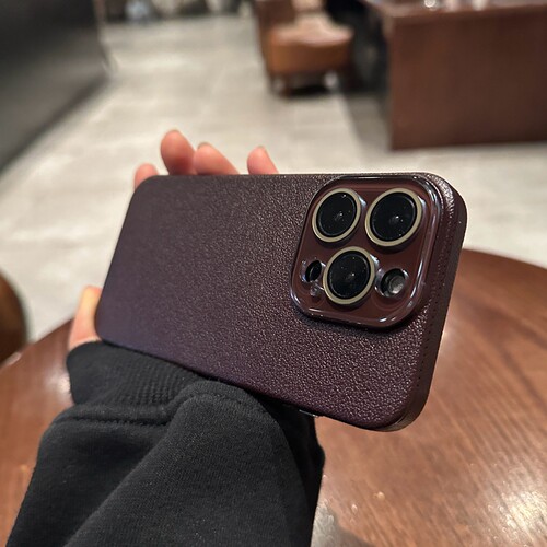 荔枝皮纹适用iphone17pro手机壳自带镜头膜苹果18promax勃艮第酒红16promax新款14女pm简约15plus防摔保护套