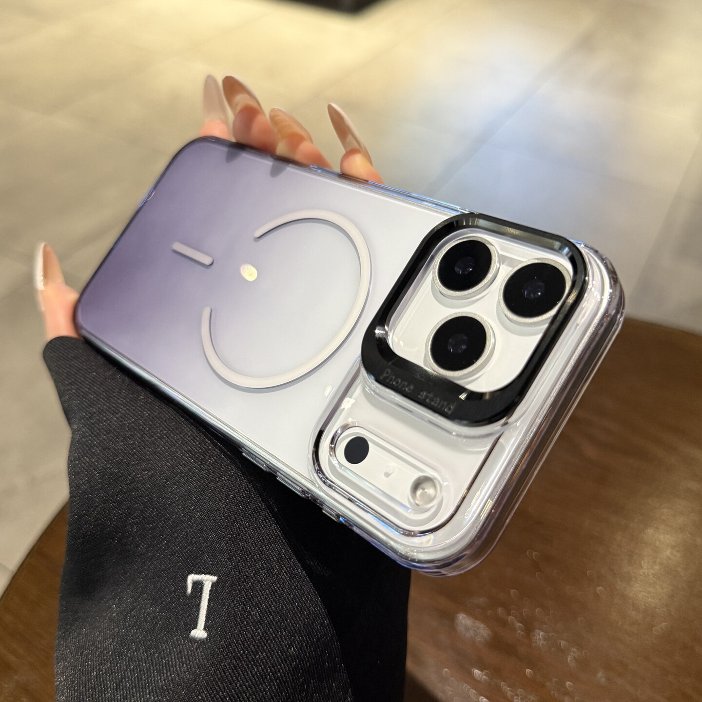 适用iphone17pro手机壳16苹果17Air新款Magsafe磁吸17promax带镜头框支架14pro透明渐变黑色15全包13保护套