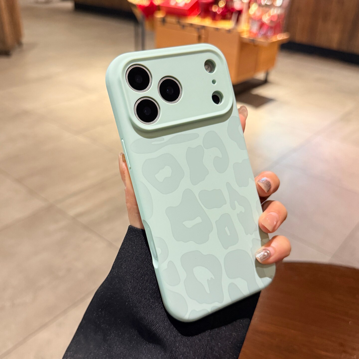 真液态硅胶适用iphone17pro手机壳17苹果17promax新款草绿色豹纹16pro全包自带一体相机触控按键max保护套女