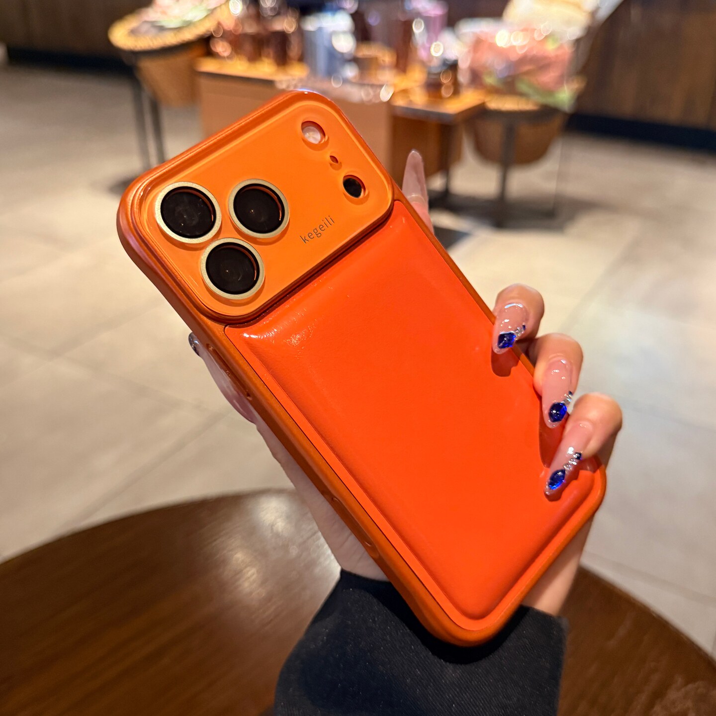 高级感橙色油蜡皮质适用苹果17promax手机壳iphone16pro新款鼓包气垫14大视窗镜头全包15情侣13PM保护套男女