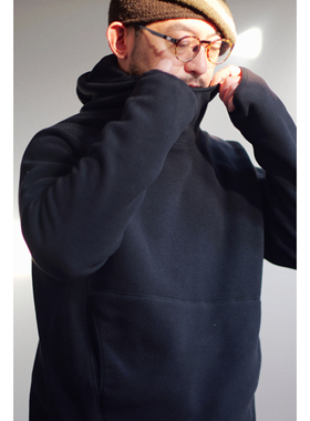 WtW 成衣染色连帽套头抓绒衫