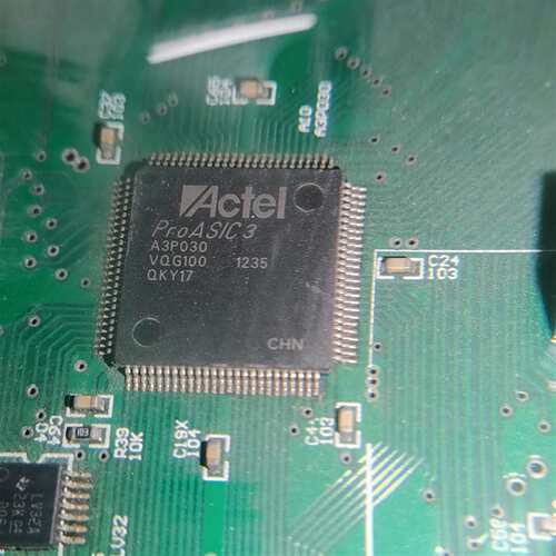 可维修Ael ProASIC3 A3P030-VQG100芯片