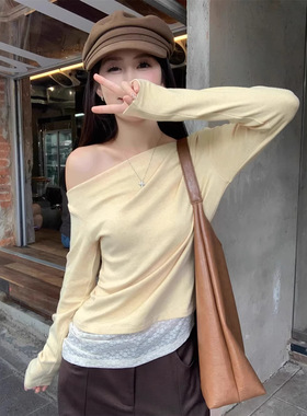 2026新款蕾丝黄色斜肩打底衫女早秋设计感露肩甜辣妹短款上衣百搭