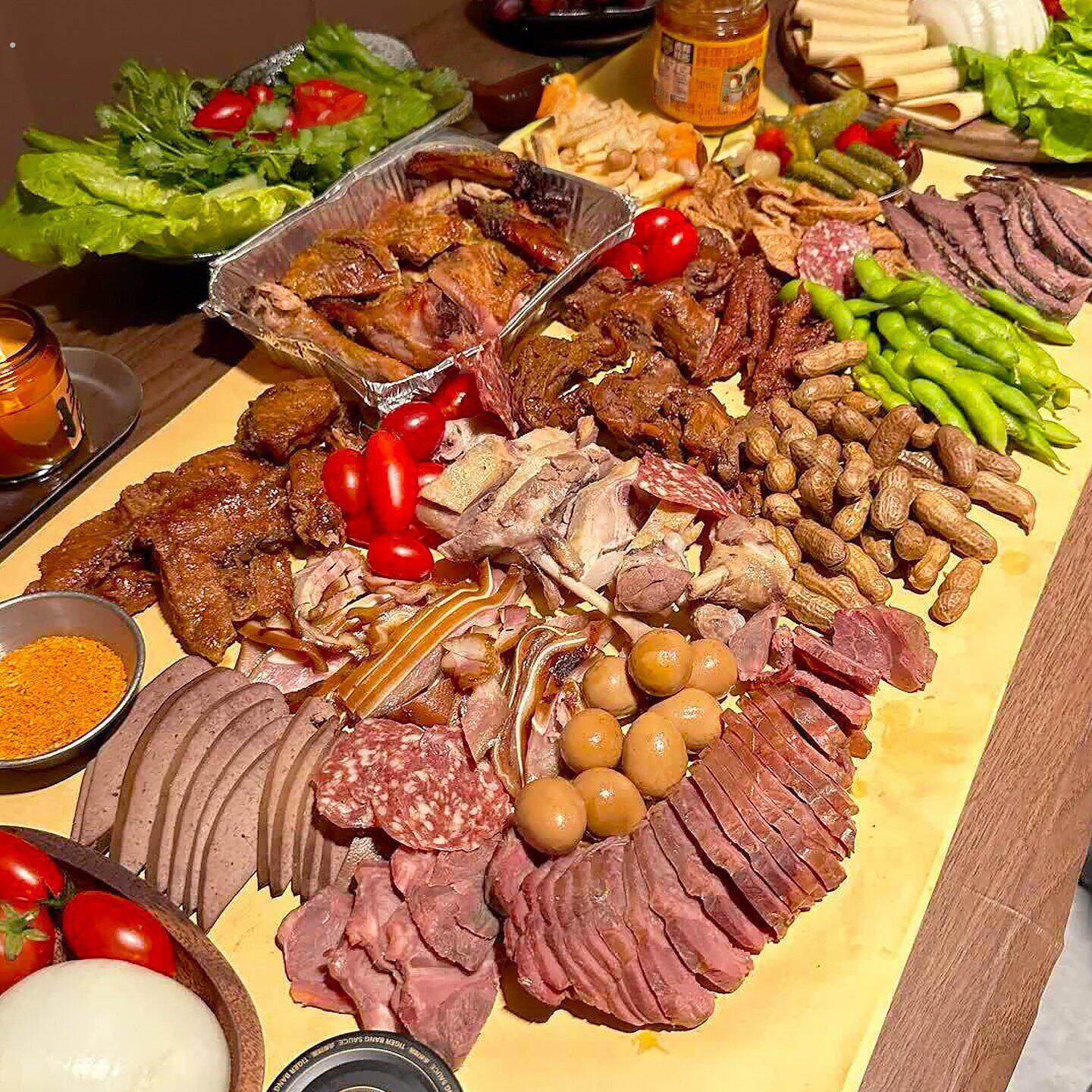 聚会牛皮纸烘焙锡纸食物垫纸一次性桌布吸油隔油海鲜烧烤懒人神器
