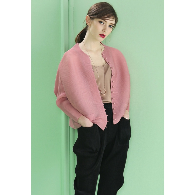 褶皱2025年春季时尚包扣纯色大尺码艺术百搭短外套一生蝙蝠袖粉