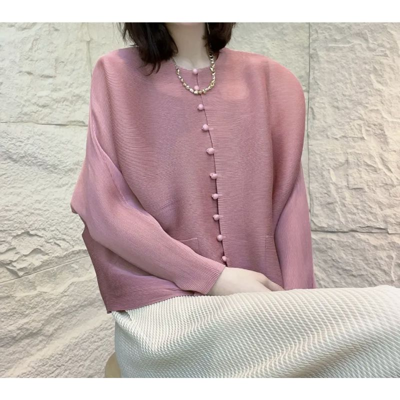 纯色褶皱开衫女外套短款百搭上衣新款洋派空调衫粉色单排扣网红款