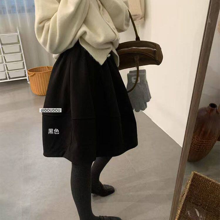 灰色简约百搭厚款毛呢半身裙女