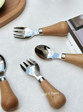 程千万WAN 304不锈钢儿童勺子原木手柄餐具家用ins风水果甜品叉勺