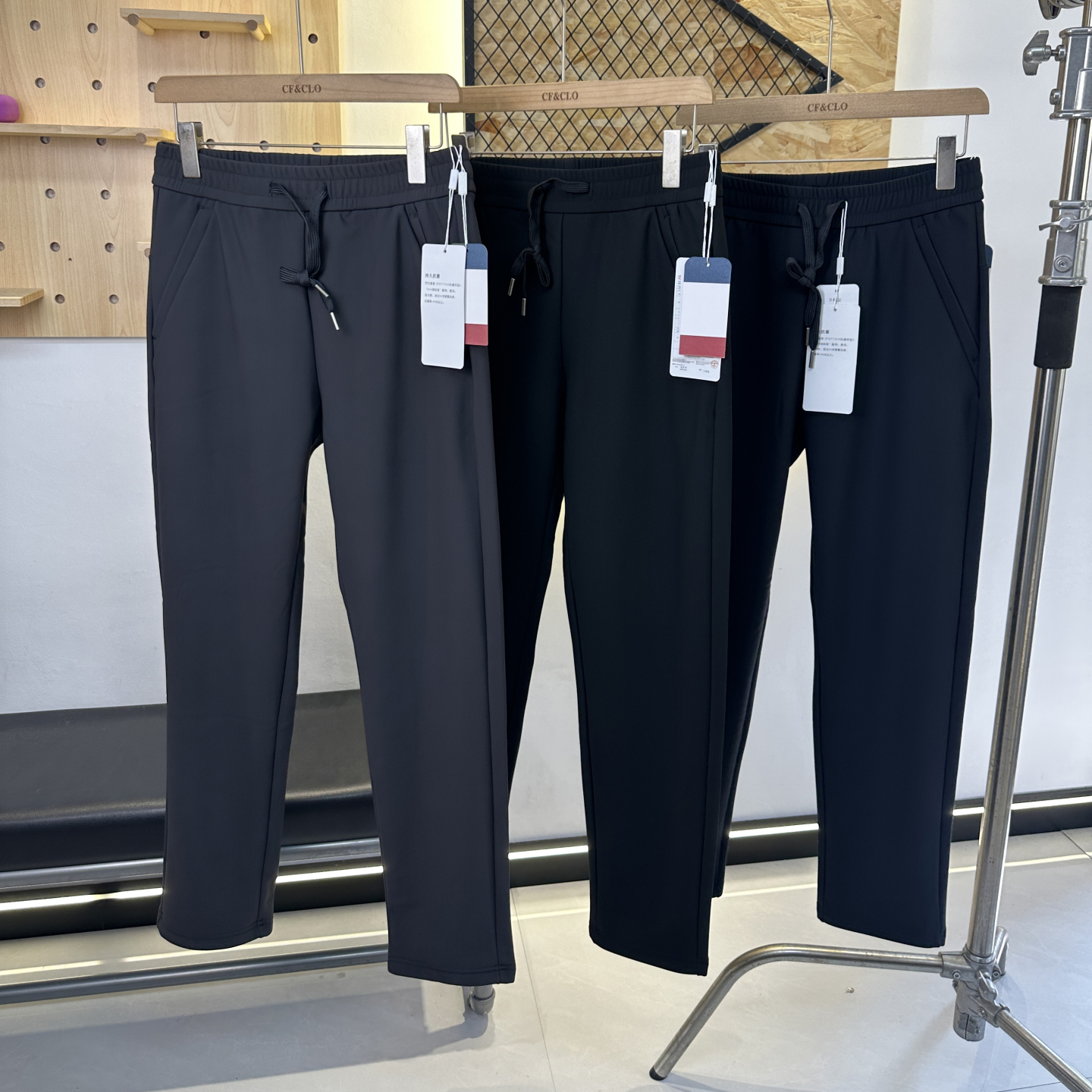 男士户外防泼水机能休闲裤