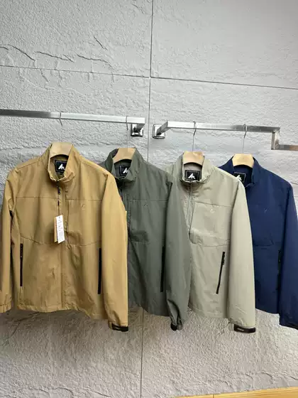High-Quality Outdoor Gear! Autumn Men's Wear-Resistant Stand-Collar Windproof, Water-Repellent, Breathable, Casual, Versatile Tactical Jacket