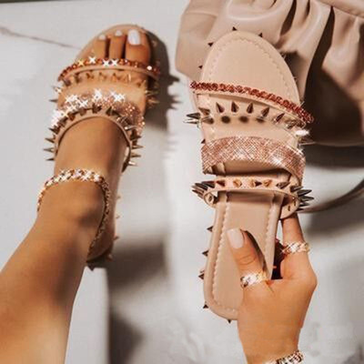 2020夏新大码欧美风铆钉平底凉拖鞋女独立站Rivet flat sandals