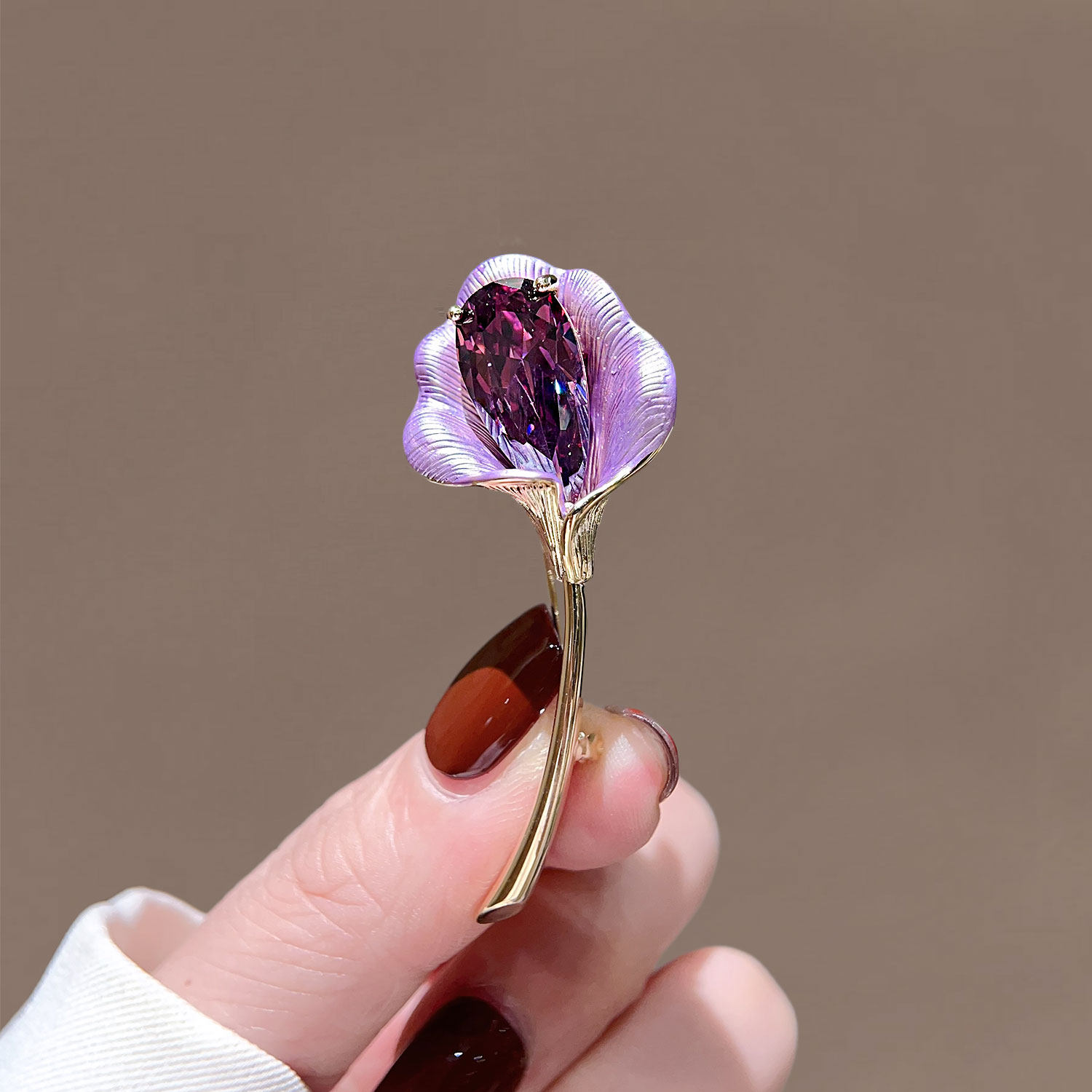 紫水晶马蹄花朵胸针高档女百搭优雅气质胸花时尚大衣别针西装配饰,饰品/流行首饰/时尚饰品新,胸针,淘宝优惠券,粉丝福利购,淘宝优惠卷