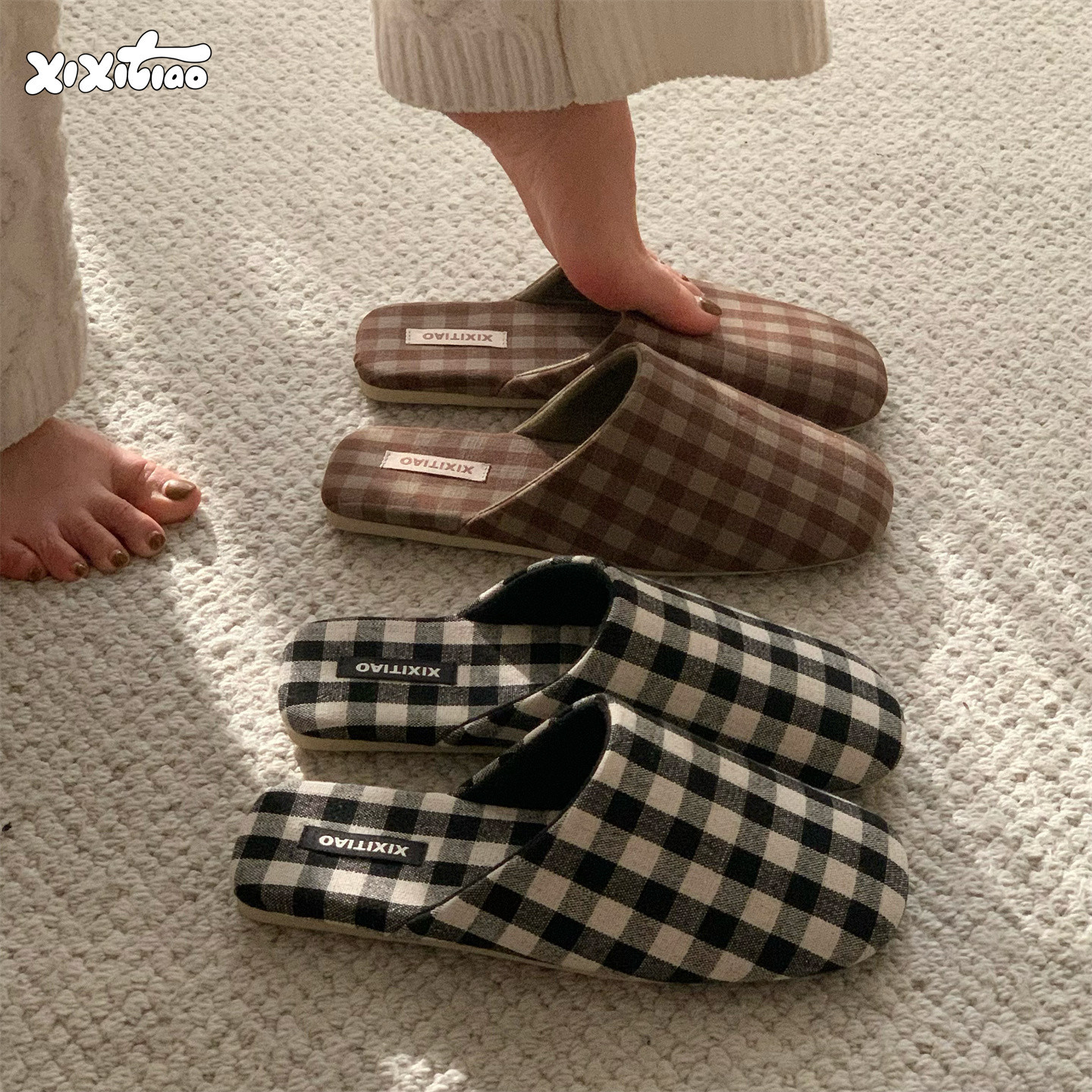细细条 吸汗防滑卧室方头地板鞋ins时尚格子四季通用居家包头拖女
