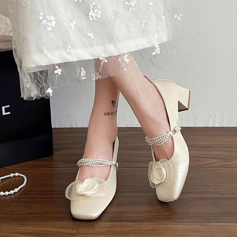 法式粗跟仙女鞋配裙子绸缎婚鞋日常可穿山茶花复古玛丽珍鞋高跟鞋