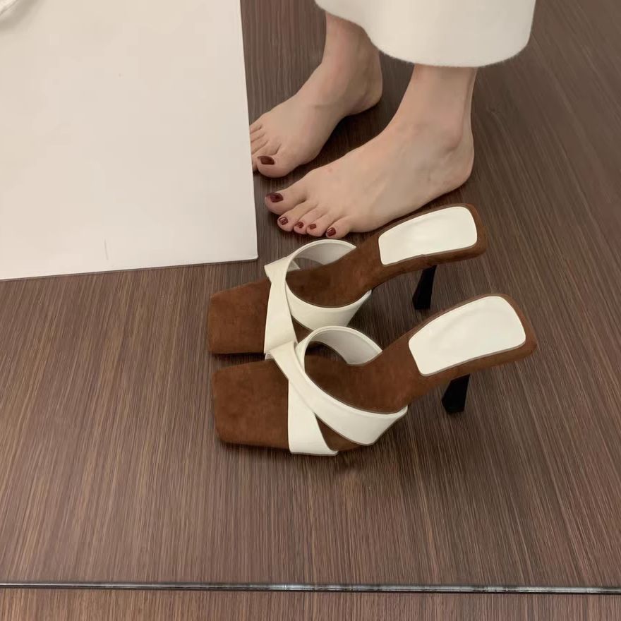 原色弹力微喇叭牛仔裤女2025新款显瘦修身垂感百搭不贴腿马蹄长裤