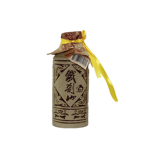 辽宁本溪特产铁刹山小泥窖52度兼香型白酒150ml*15瓶整箱装口粮酒