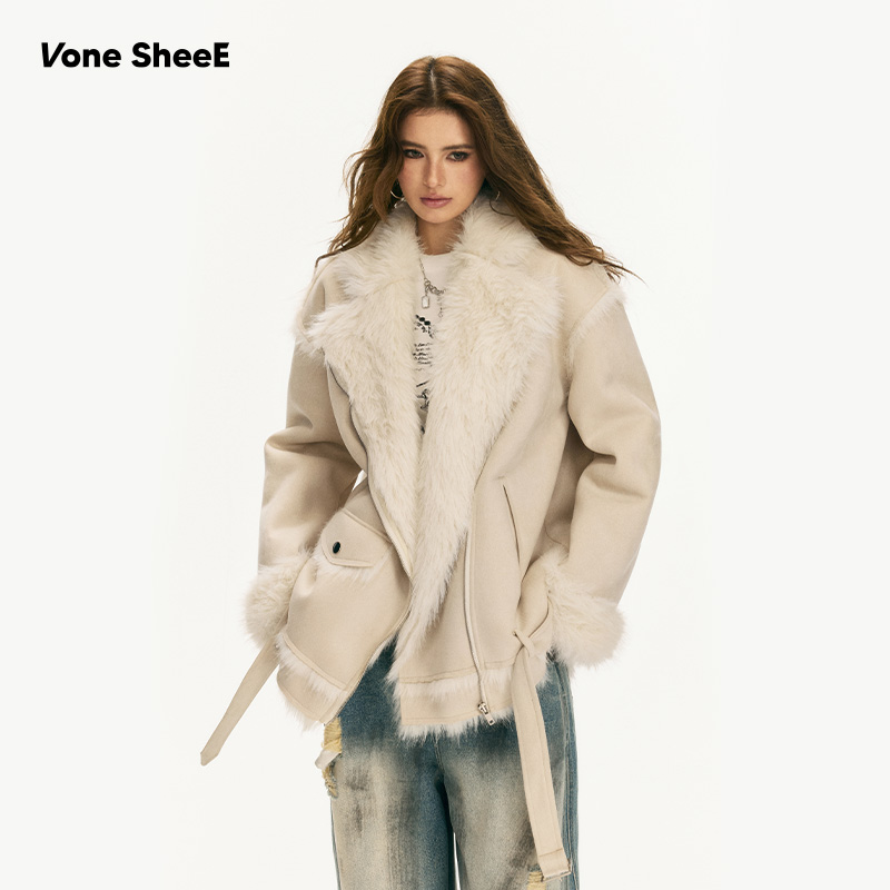 Vone SheeE设计感复古宽松大翻领机车外套女新款通勤气质设计高级