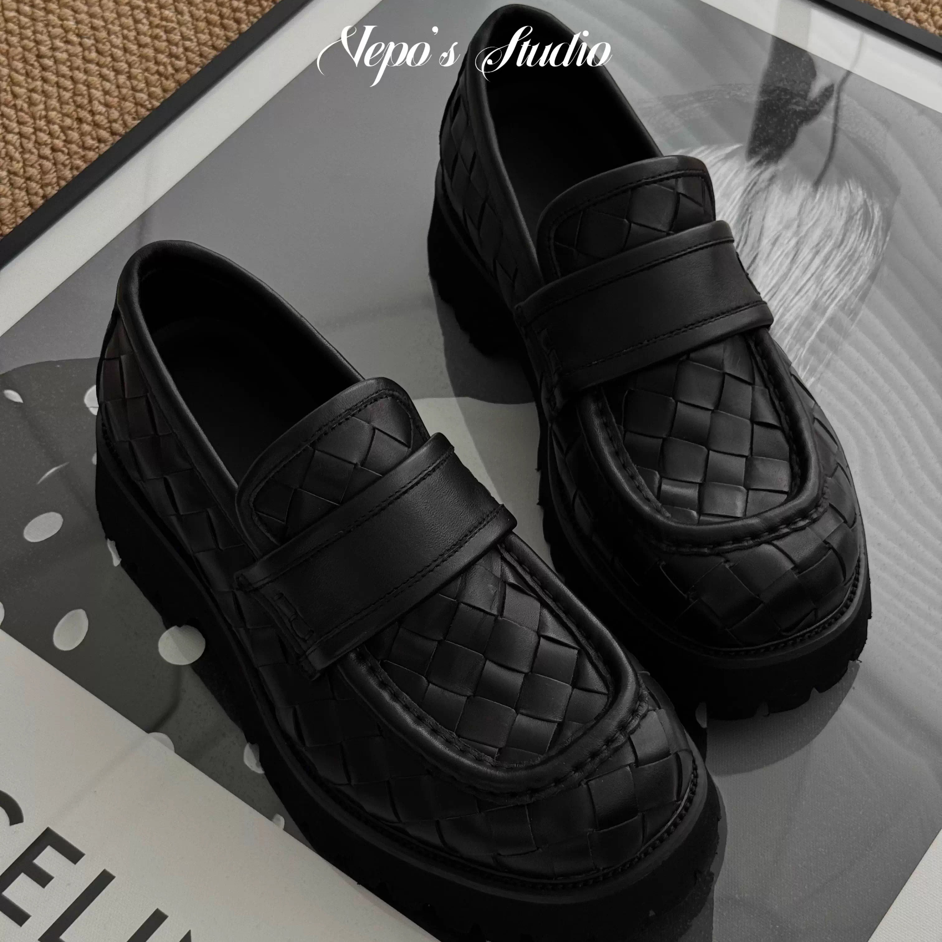 手工编织牛皮一脚蹬乐福鞋