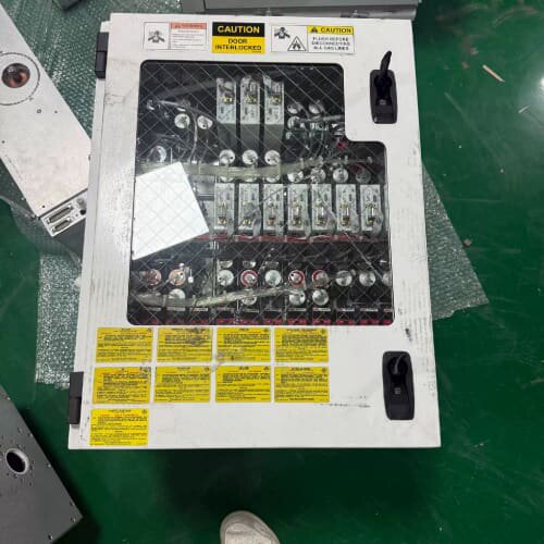议价Lam Gas Flow Control Cabinet Model 853182561010 Re适用