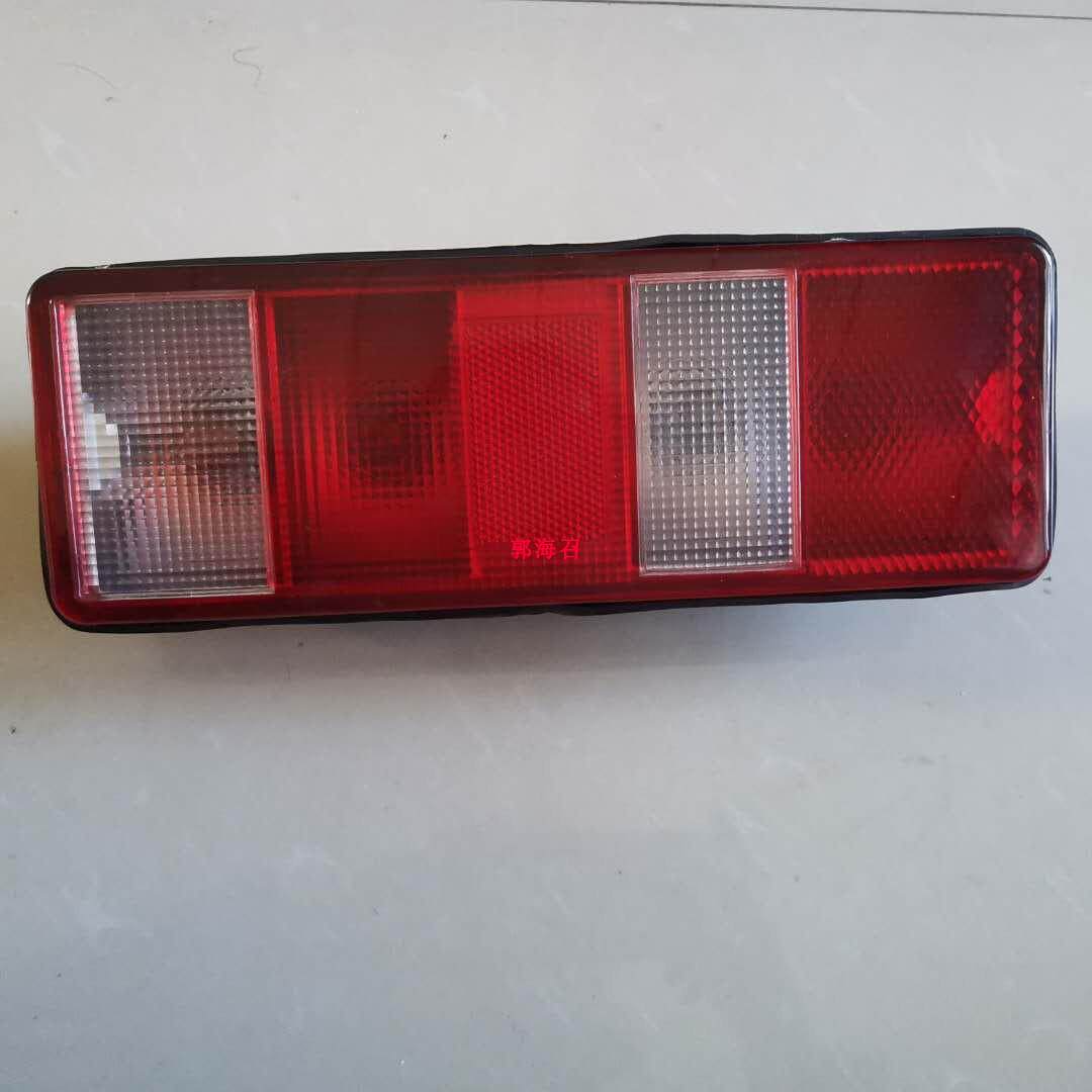 适用于长安之星单双排后尾灯长安加长星卡s201后尾灯刹车后灯总成