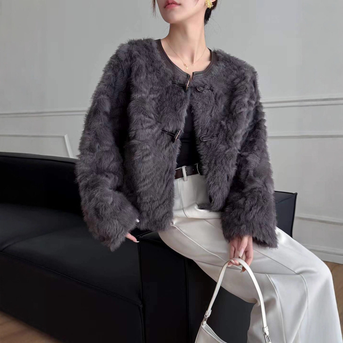仿水貂毛皮草外套女秋冬新款毛毛上衣短款宽松显瘦感加厚保暖棉袄,女装/女士精品,短外套,淘宝优惠券,粉丝福利购,淘宝优惠卷