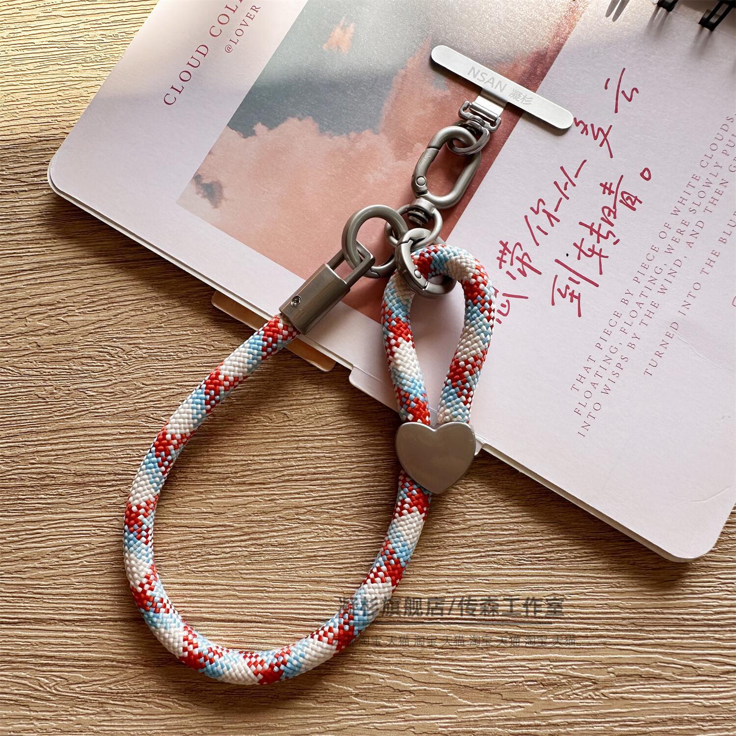 可调节爱心双头扣手机挂绳短款图片