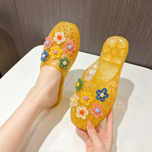厂家直销网红爆款休闲女鞋洞洞鞋