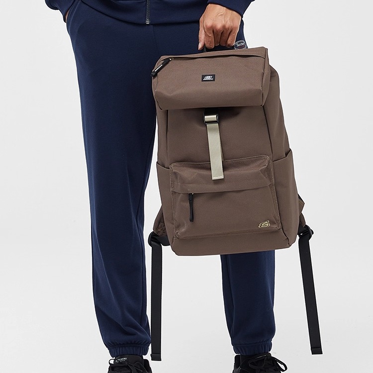 舒适休闲，大容量背包