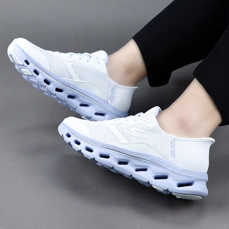 斯凯奇闪穿鞋女士健步鞋一脚蹬秋季绑带减震耐磨时尚运动鞋125115