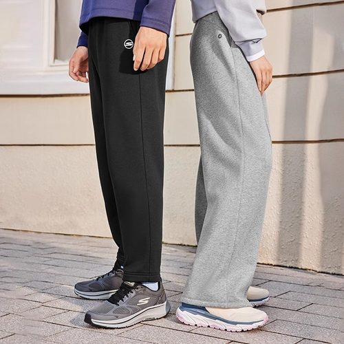 添加火山岩加绒面料，柔软舒适