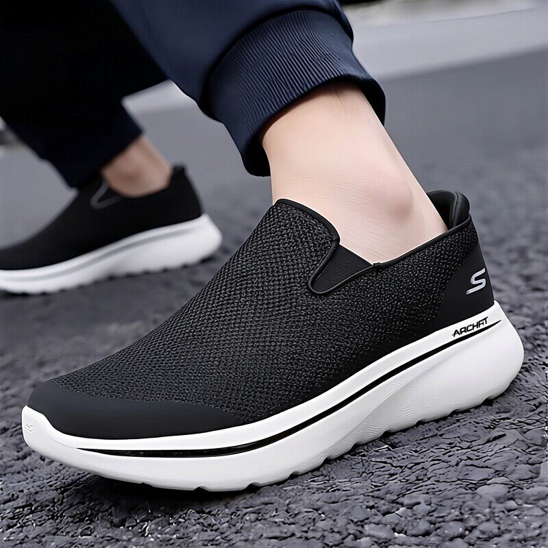 斯凯奇休闲鞋2026春季男士一脚健步鞋舒适闪穿运动足弓支撑爸爸鞋