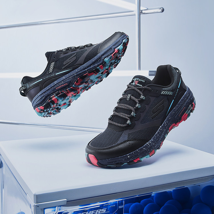 斯凯奇夜鹰跑鞋男女同款户外登山徒步运动鞋撞色拼接潮流休闲鞋,户外/登山/野营/旅行用品,越野跑鞋,淘宝优惠券,粉丝福利购,淘宝优惠卷