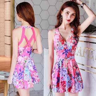 泡温泉泳装 泳衣女士新款 连体美背性感露肩显瘦保守遮肚仙女范裙式