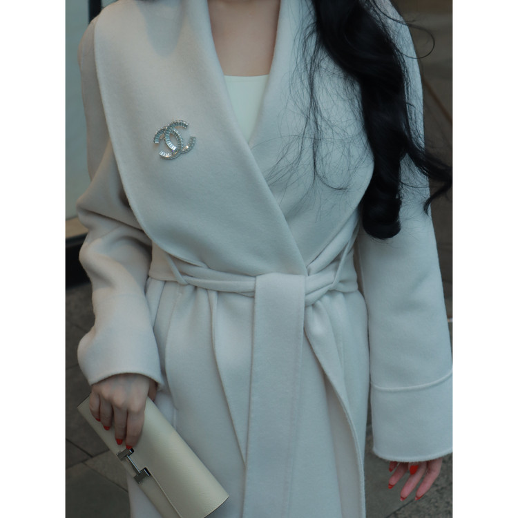 孙智惠zs「 罗马老钱系」秋冬大翻领老钱风进口面料羊毛大衣