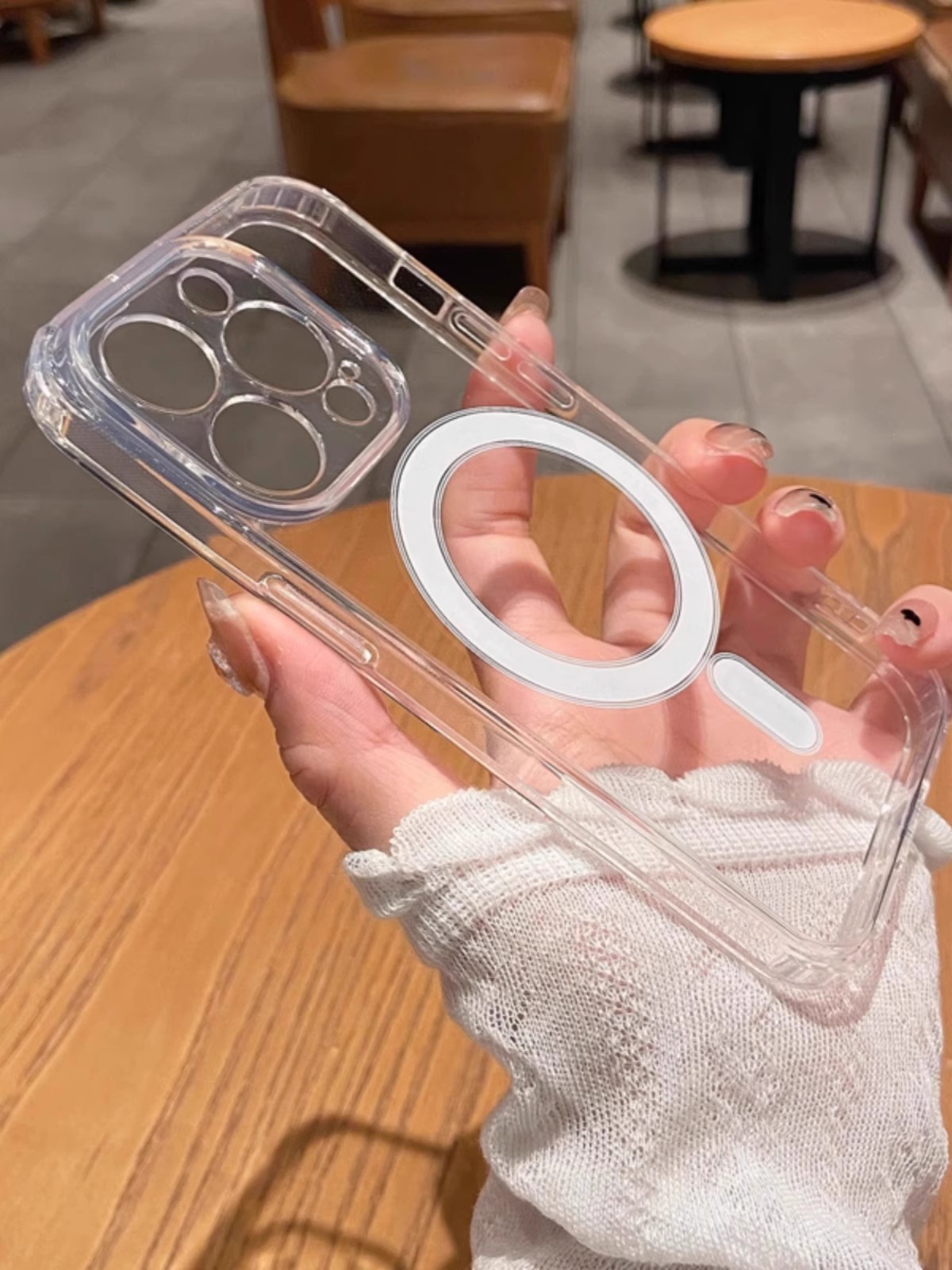 苹果iPhone15硅胶简约