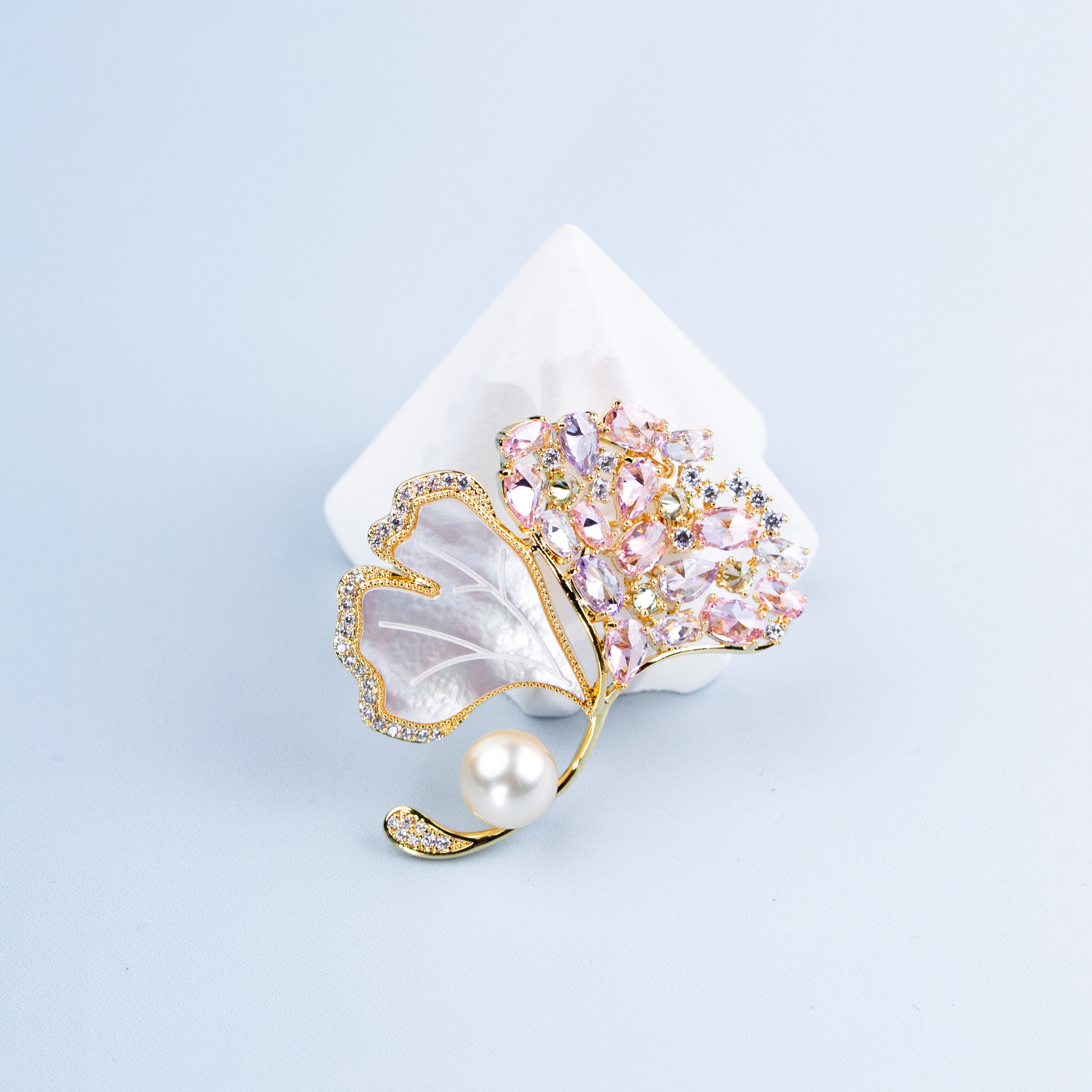 ANGEPERLE/天使之泪海水珍珠“银杏叶”澳白金时尚高级胸针8-9mm