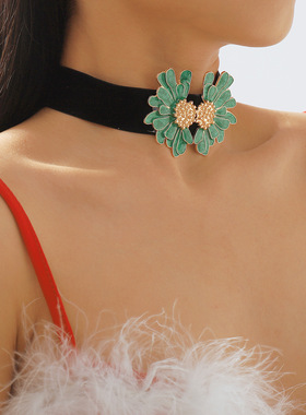 欧美跨境小众复古花朵颈链植绒布