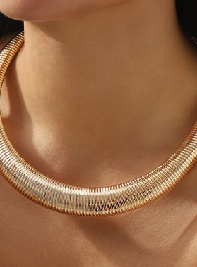 欧美跨境饰品夸张重工蛇骨线条项